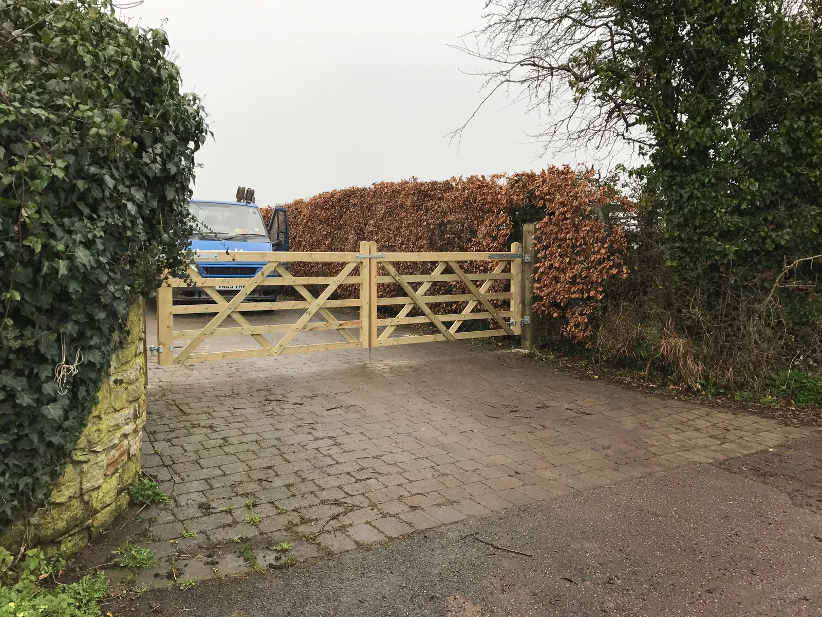 Bristol gates project - A pair of farm gates installed on a customers driveway