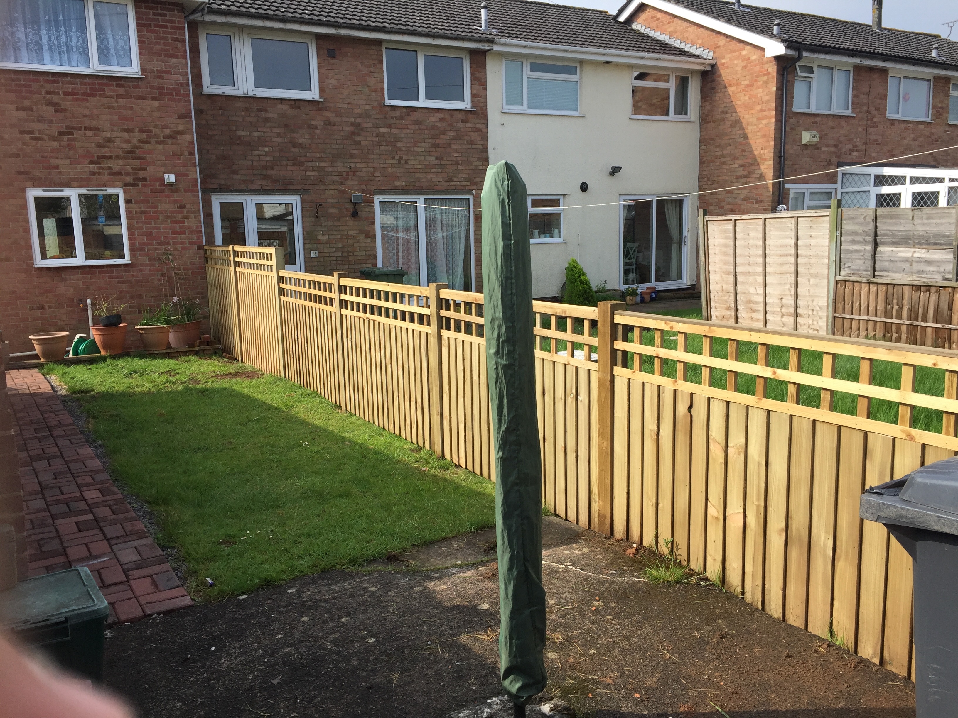 Trellis top closeboard panels and 4x4 posts